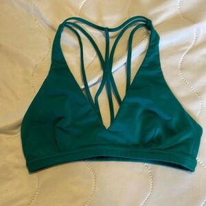 Lululemon brassiere sport size 6